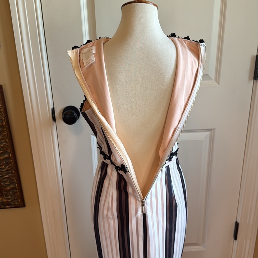 foxiedox Eldora Halter Dress - Picture 12 of 15